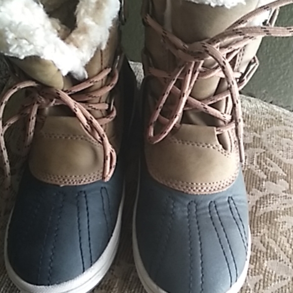 Pawz Boot's - Picture 7 of 8